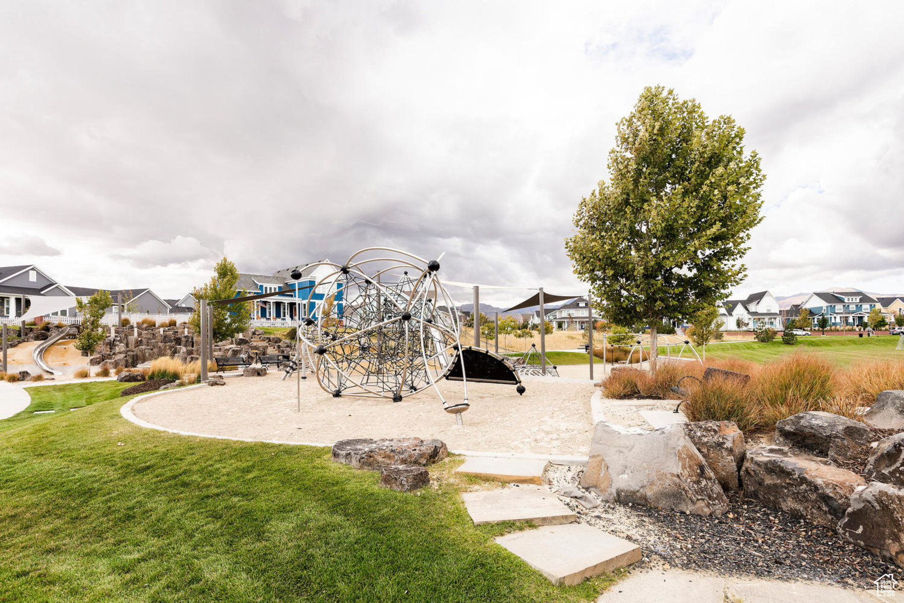 10934 S Coralville Way, South Jordan, Utah image 40