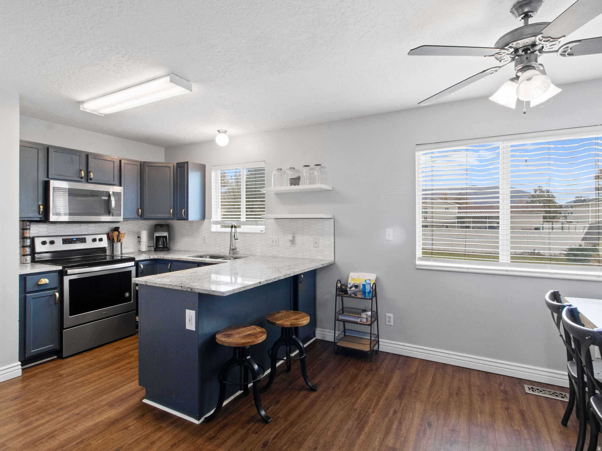 STAGE COACH CROSSING - Residential