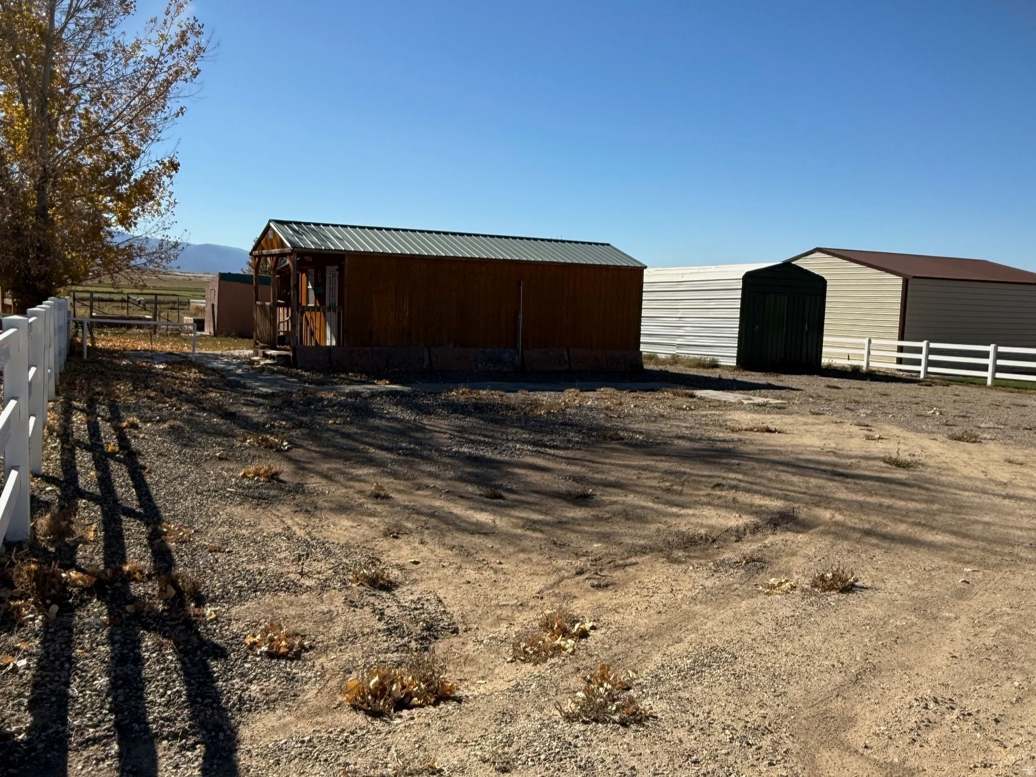 COUNTRY ROAD HAVEN - Land