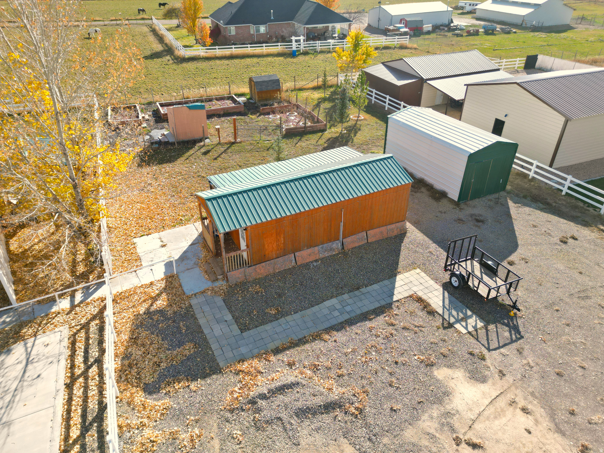 COUNTRY ROAD HAVEN - Land