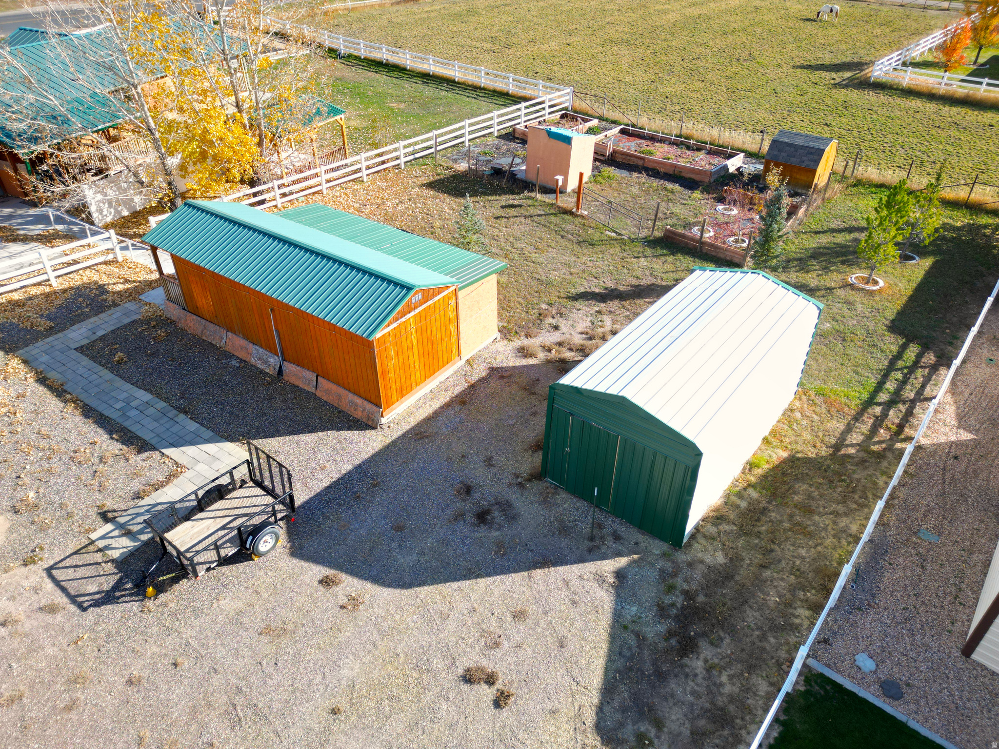 COUNTRY ROAD HAVEN - Land