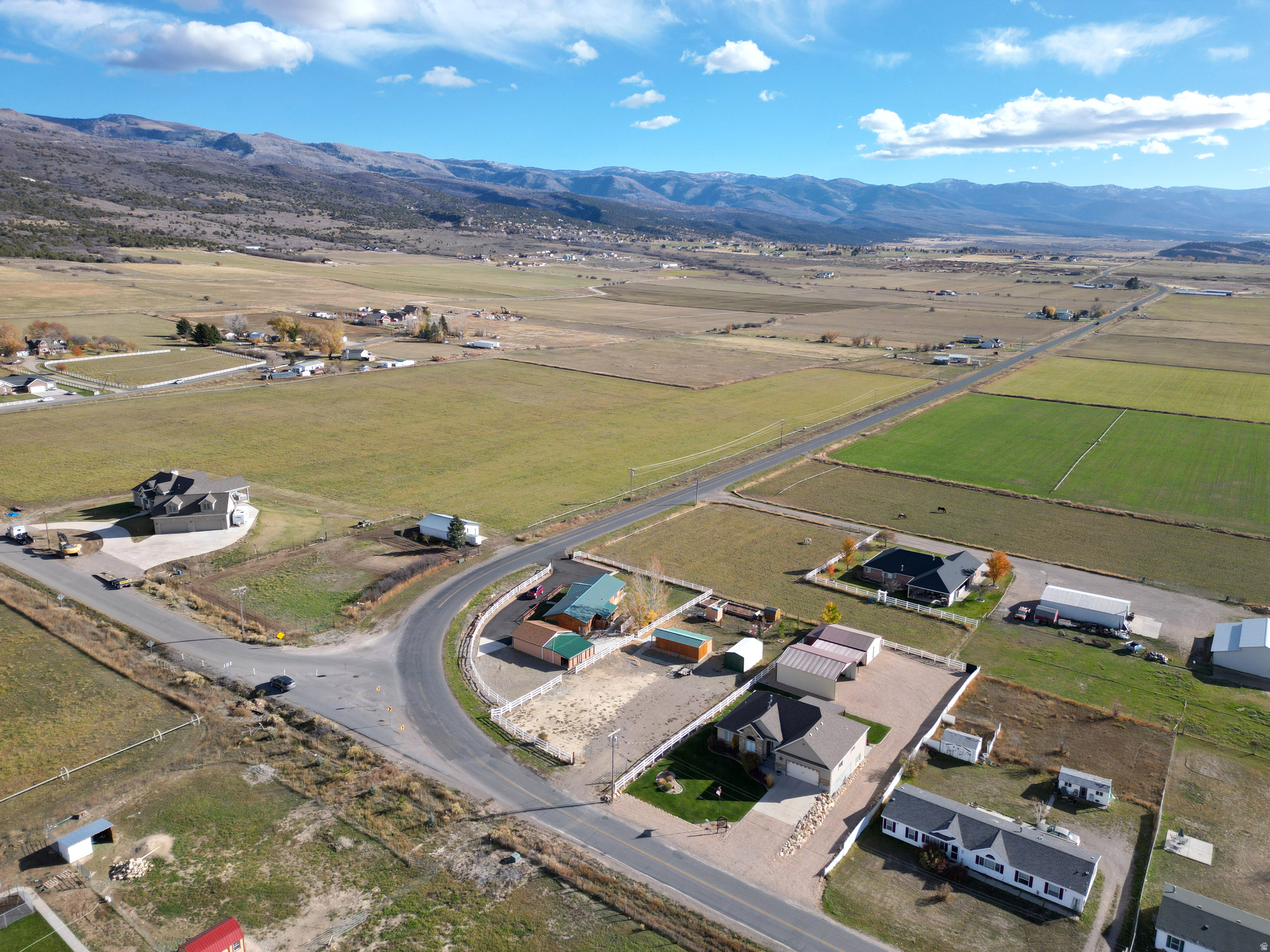 COUNTRY ROAD HAVEN - Land