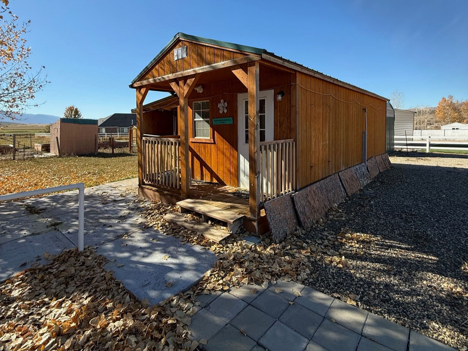 COUNTRY ROAD HAVEN - Land