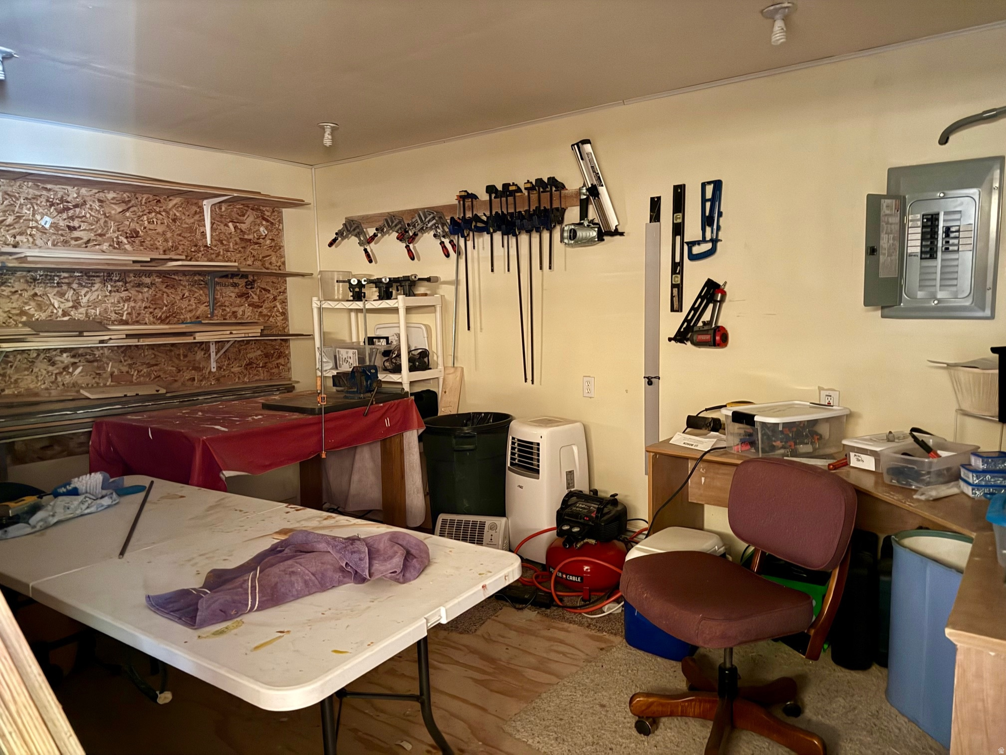 COUNTRY ROAD HAVEN - Land