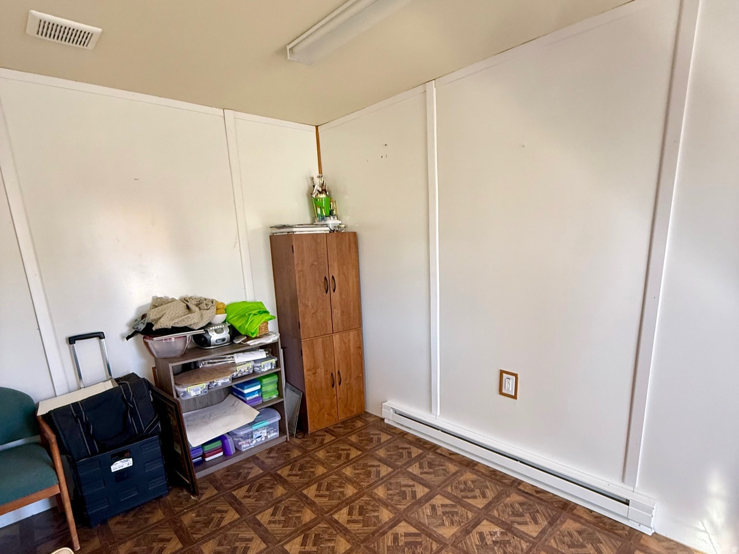 COUNTRY ROAD HAVEN - Land