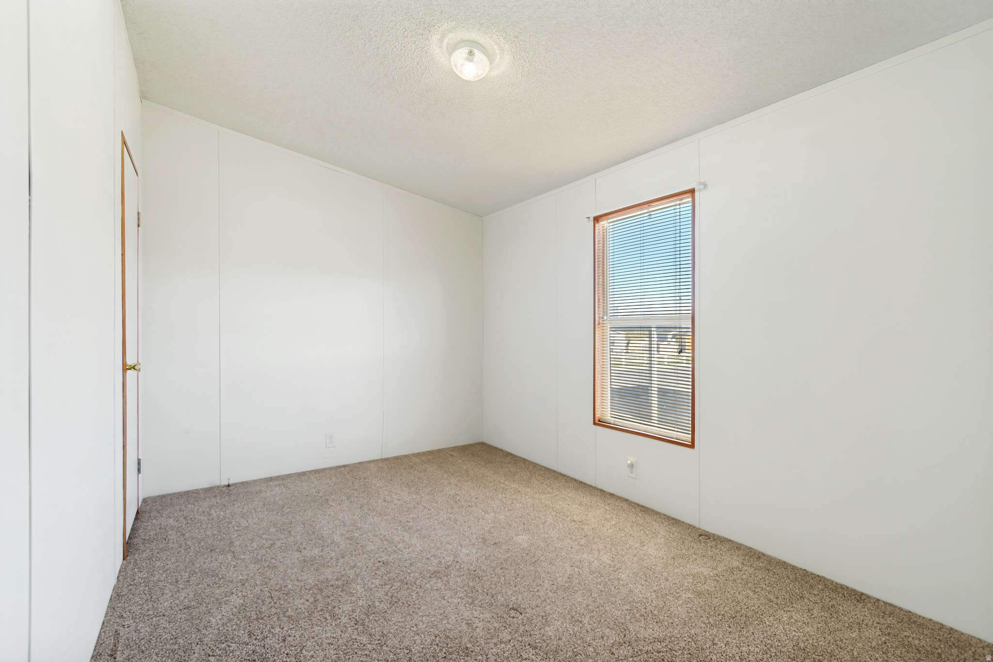 OVERPASS POINT - Residential
