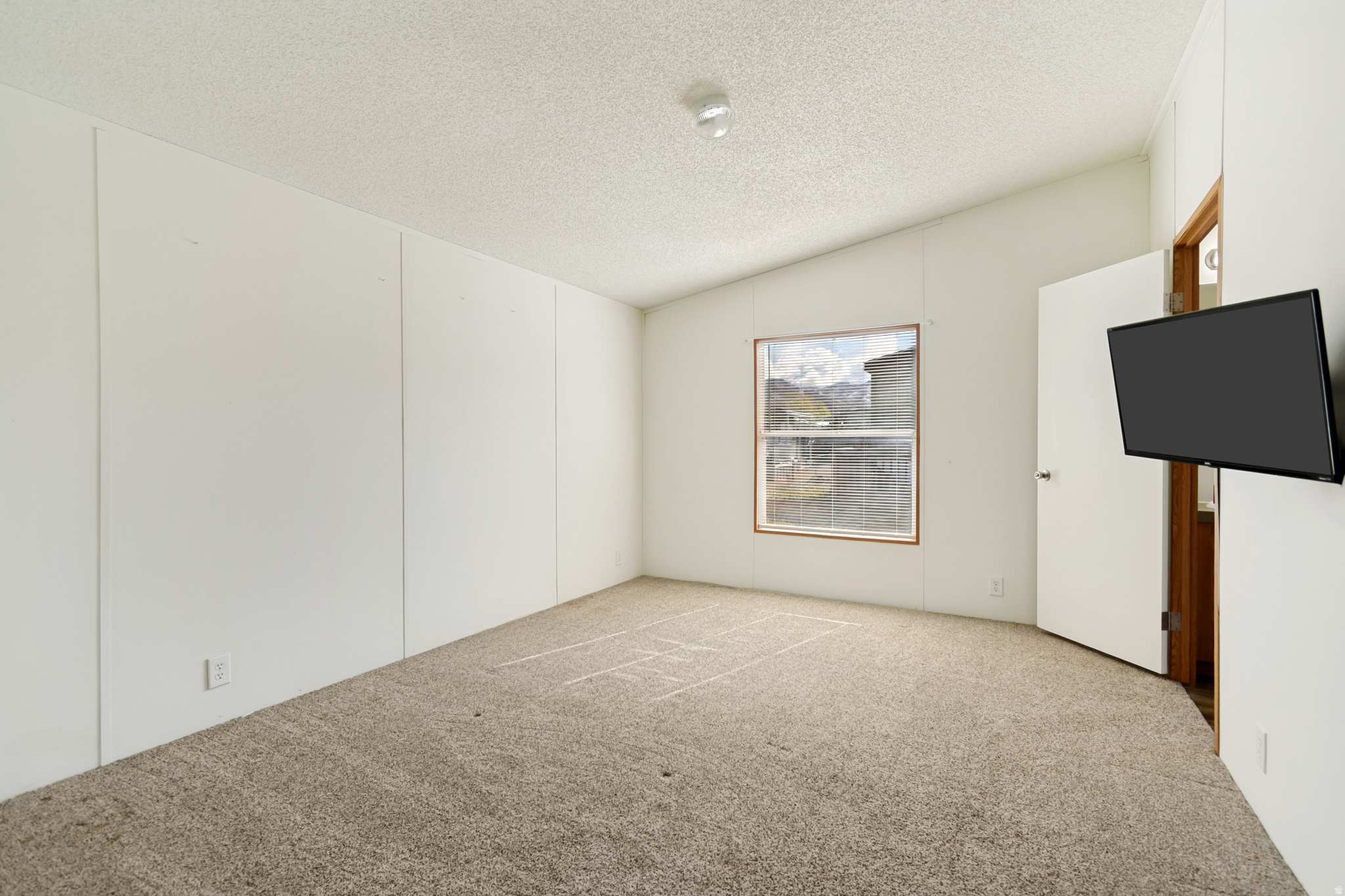OVERPASS POINT - Residential