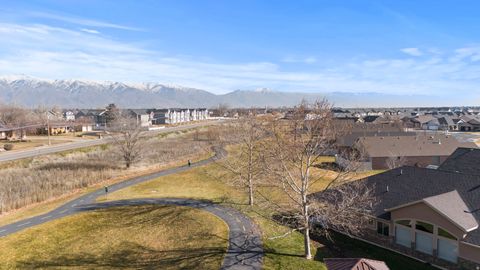 Tiny photo for 1912 W PARKVIEW DR, Syracuse, UT 84075 (MLS # 2135810)