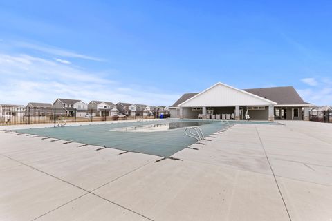Tiny photo for 1912 W PARKVIEW DR, Syracuse, UT 84075 (MLS # 2135810)