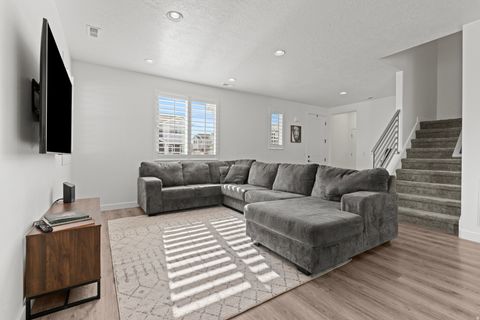 Tiny photo for 1912 W PARKVIEW DR, Syracuse, UT 84075 (MLS # 2135810)