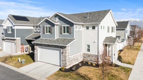 Tiny photo for 1912 W PARKVIEW DR, Syracuse, UT 84075 (MLS # 2135810)