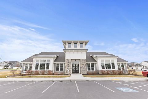 Tiny photo for 1912 W PARKVIEW DR, Syracuse, UT 84075 (MLS # 2135810)