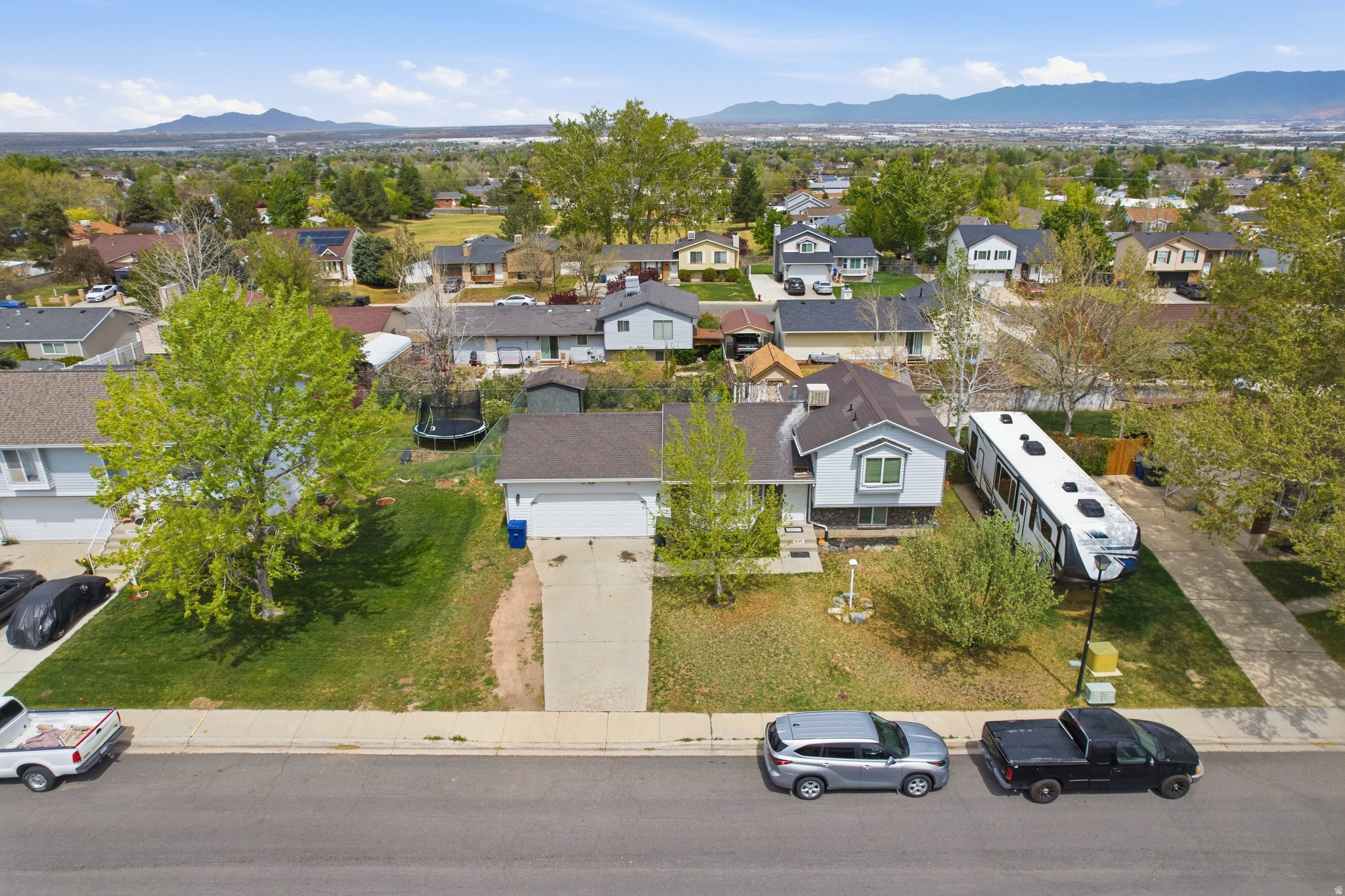 BROOKFIELD - Residential