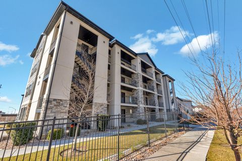 Photo of 1141 E 1320 S #A404, Provo, UT 84606 (MLS # 2135845)