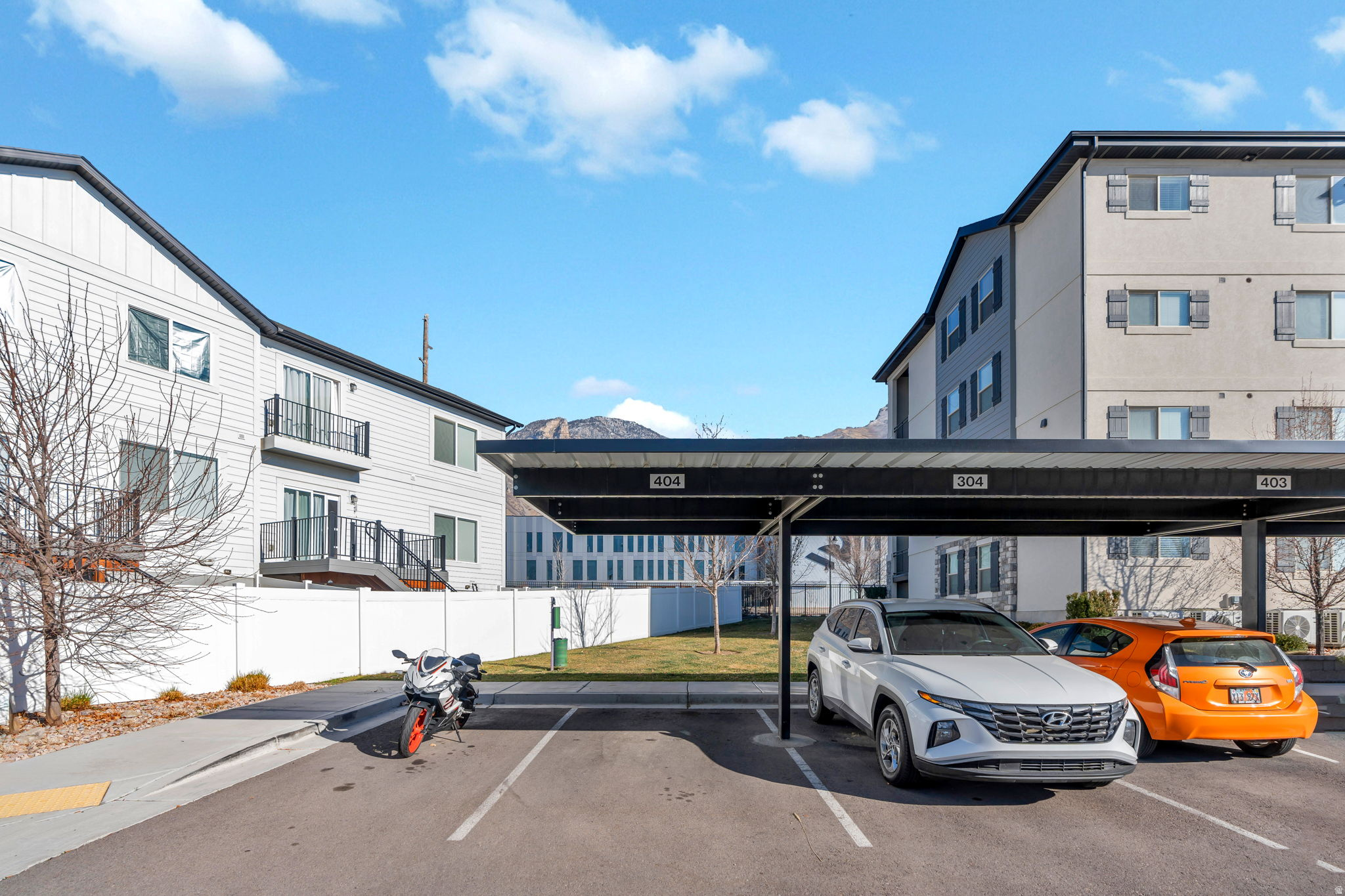 SPRING CREEK - Residential