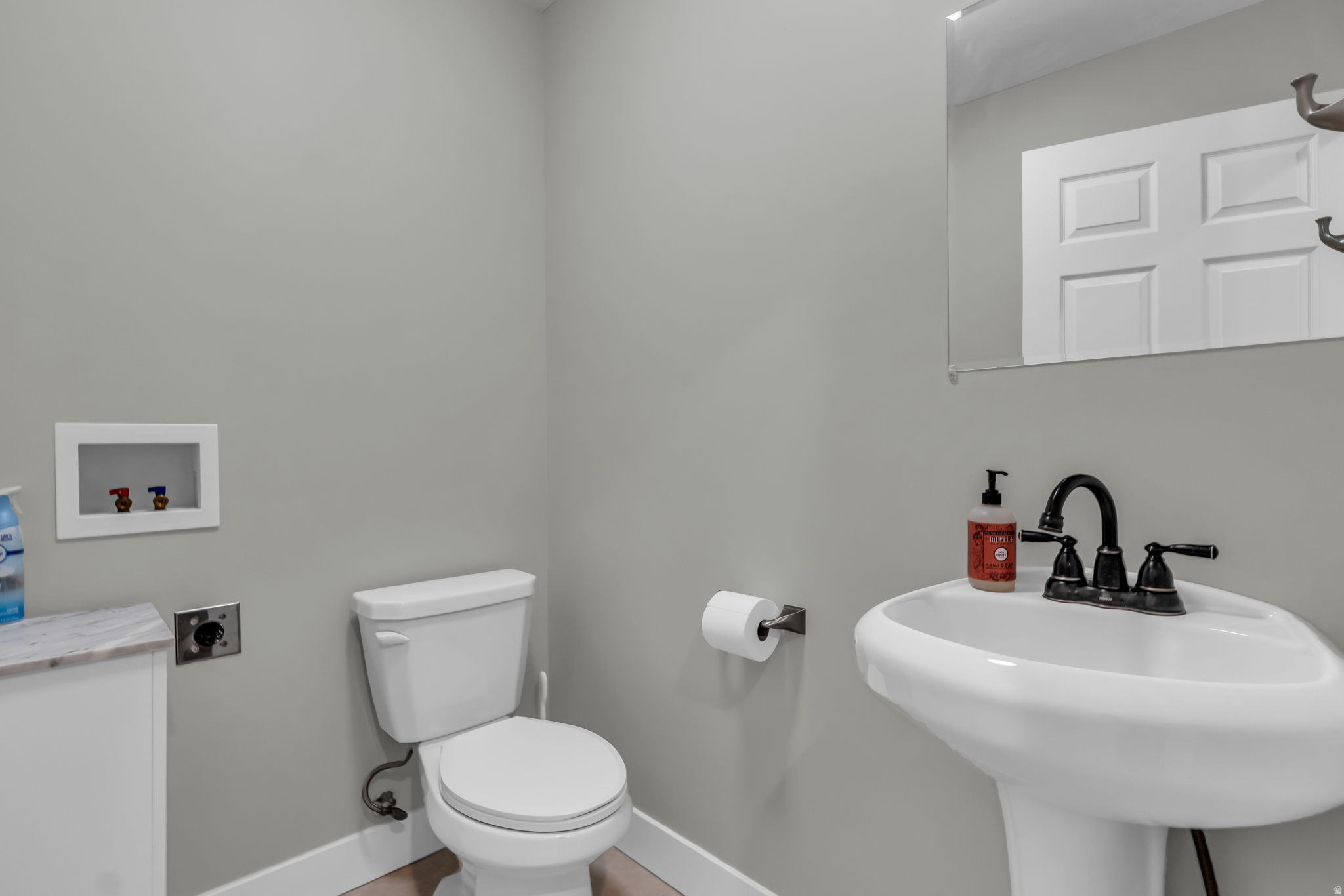 THE SUNBURST MEADOWS - Residential