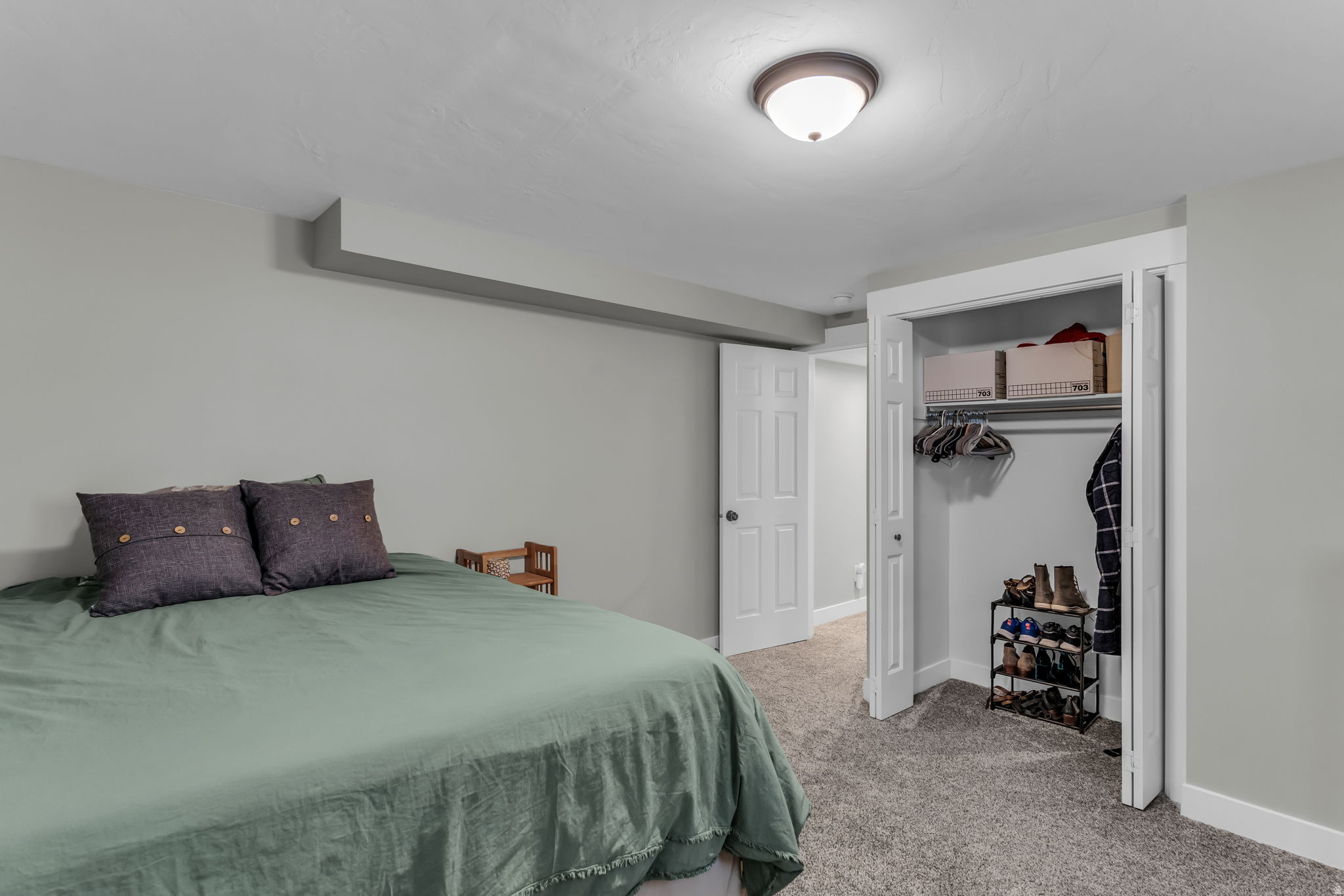 THE SUNBURST MEADOWS - Residential