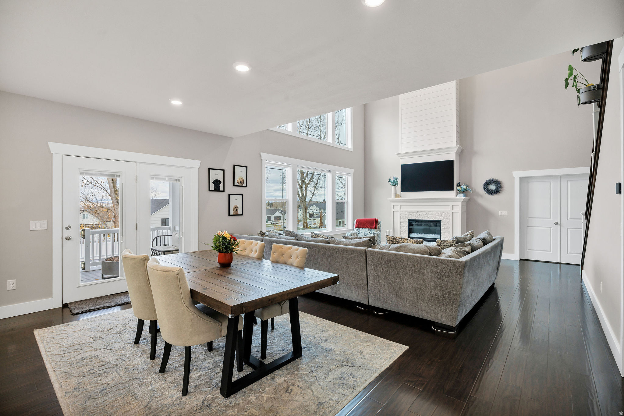 PROVIDENCE HOLLOW SUBD - Residential