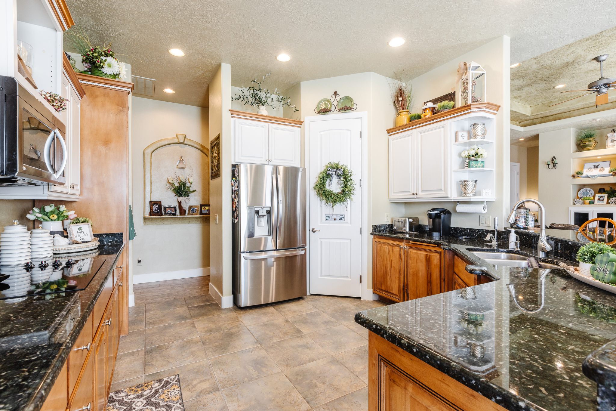 DIAMOND VALLEY ACRES - Residential