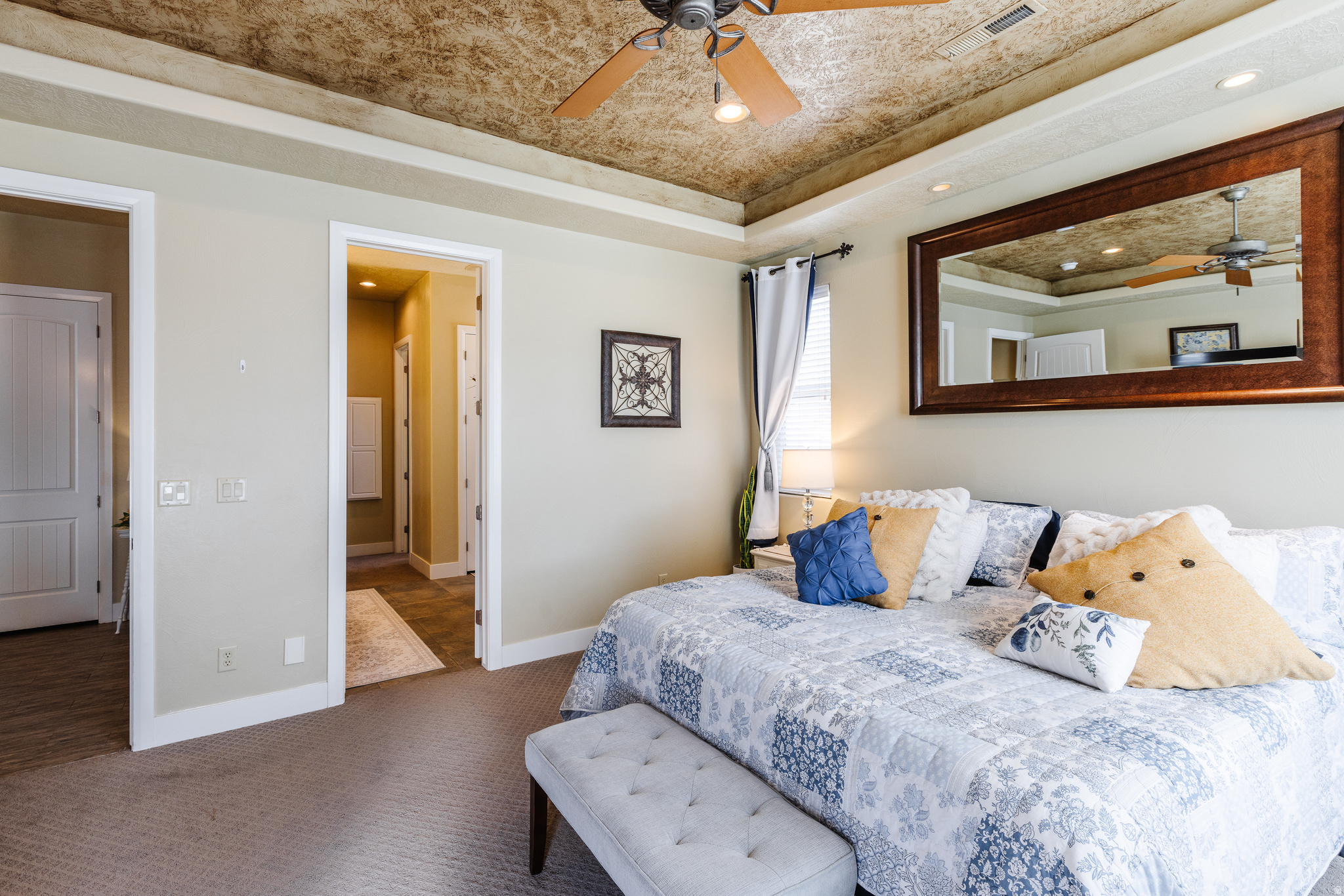 DIAMOND VALLEY ACRES - Residential