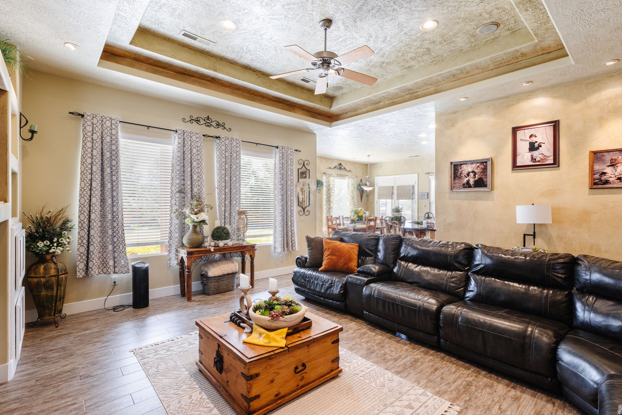 DIAMOND VALLEY ACRES - Residential