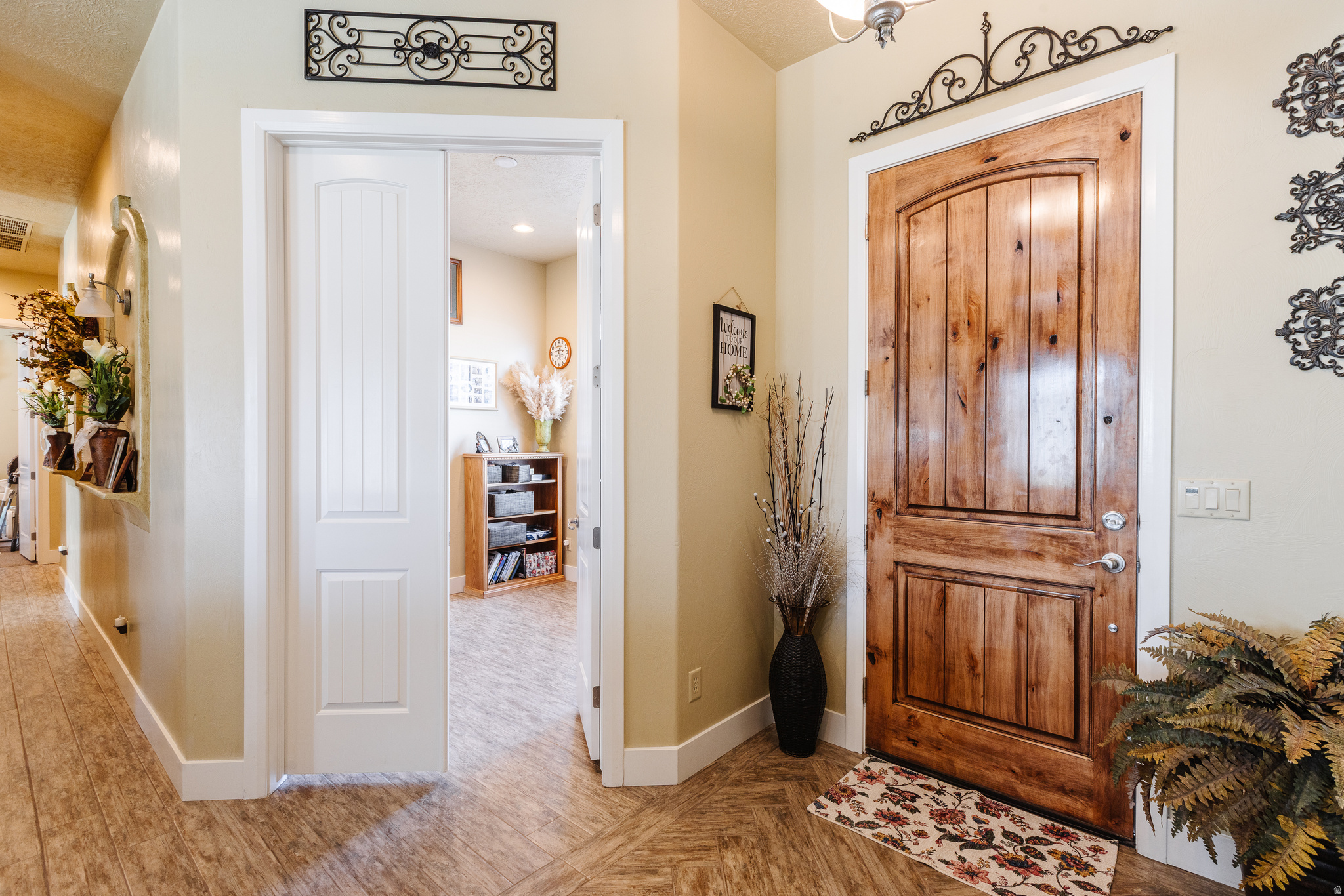 DIAMOND VALLEY ACRES - Residential