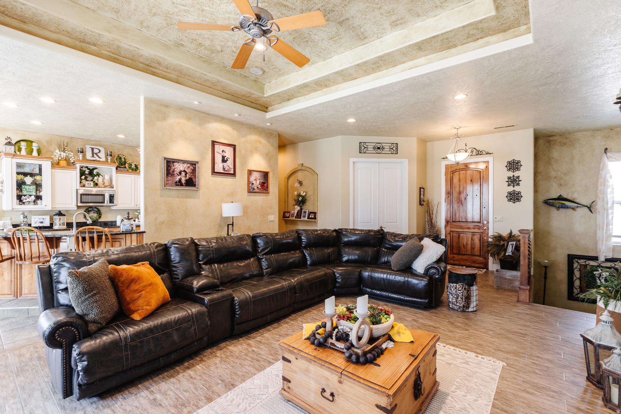 DIAMOND VALLEY ACRES - Residential