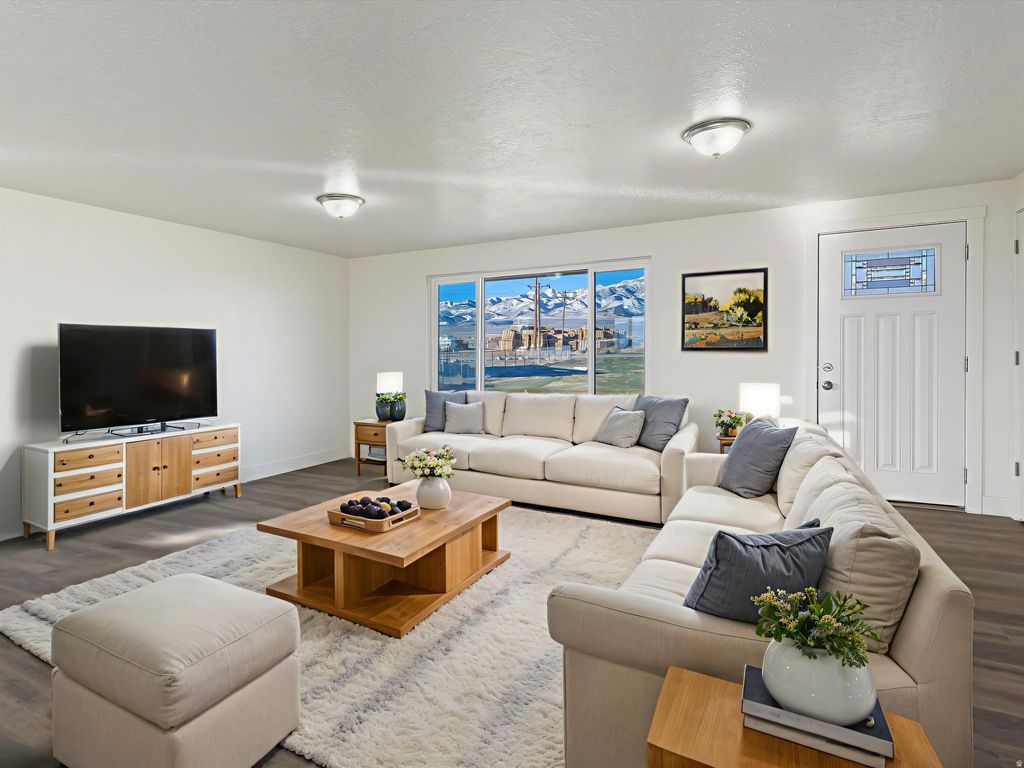 Photo of 327 N 600 W, Grantsville, UT 84029 (MLS # 2128481)