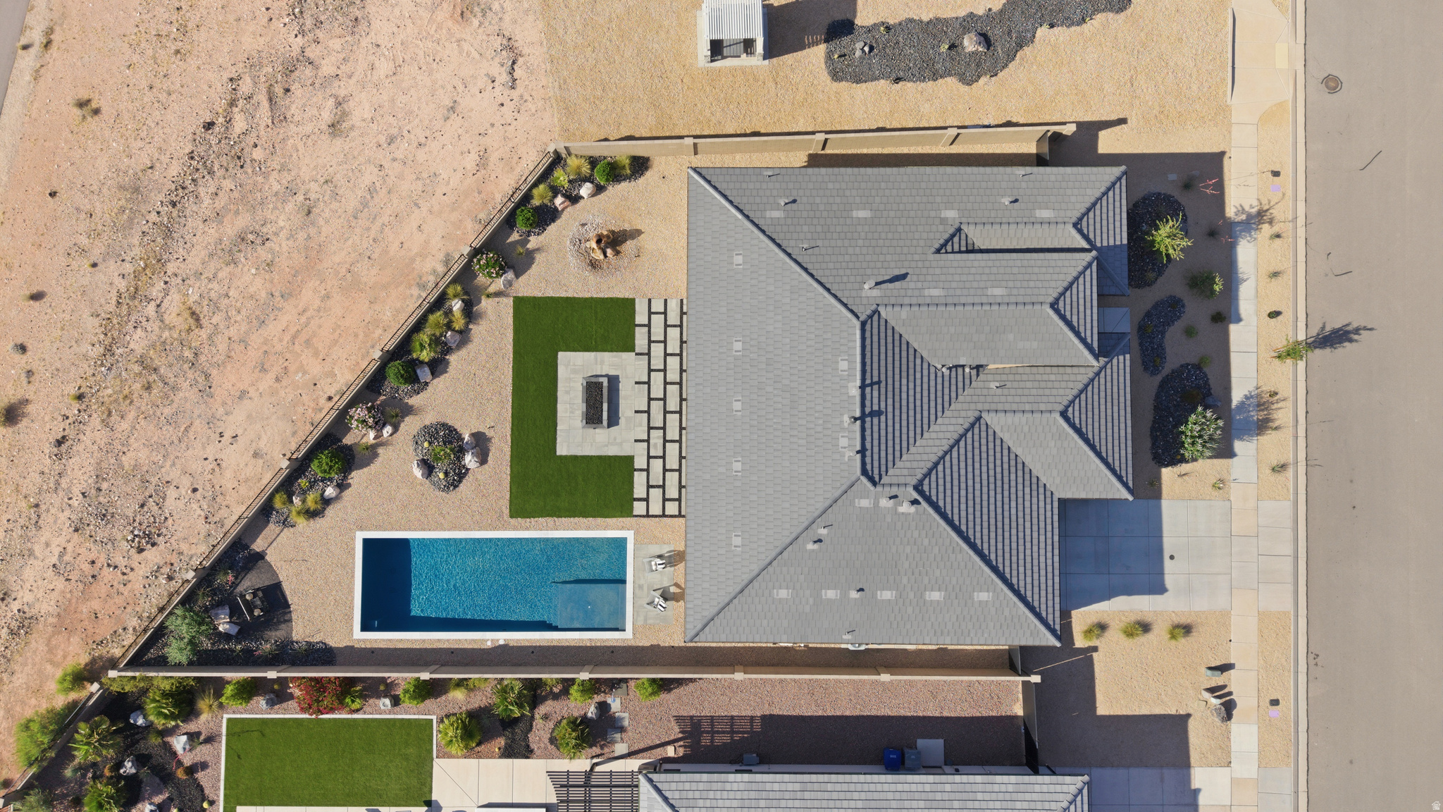 VIEWS IN CORAL CANYON - Residential