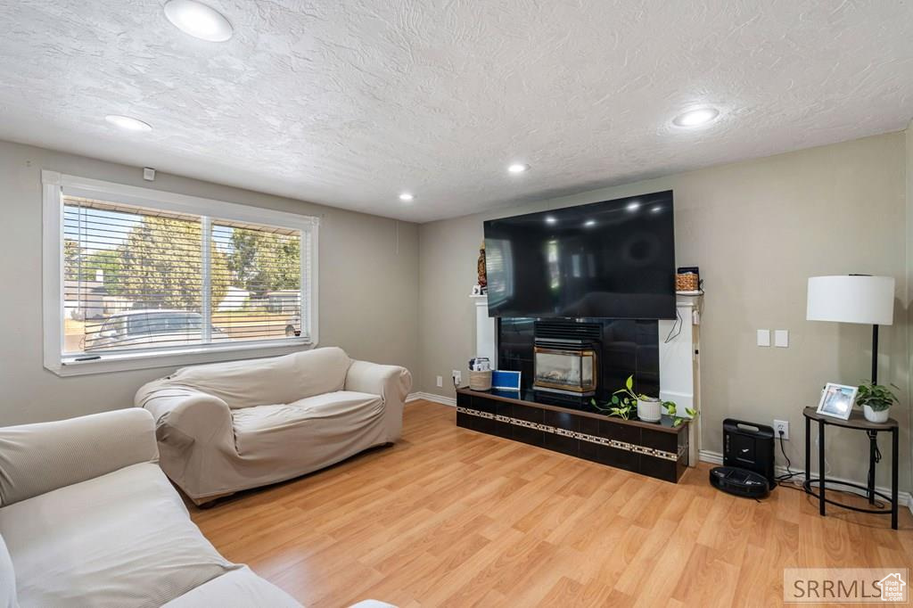 BEL AIRE SUBDIVISION-BON - Residential