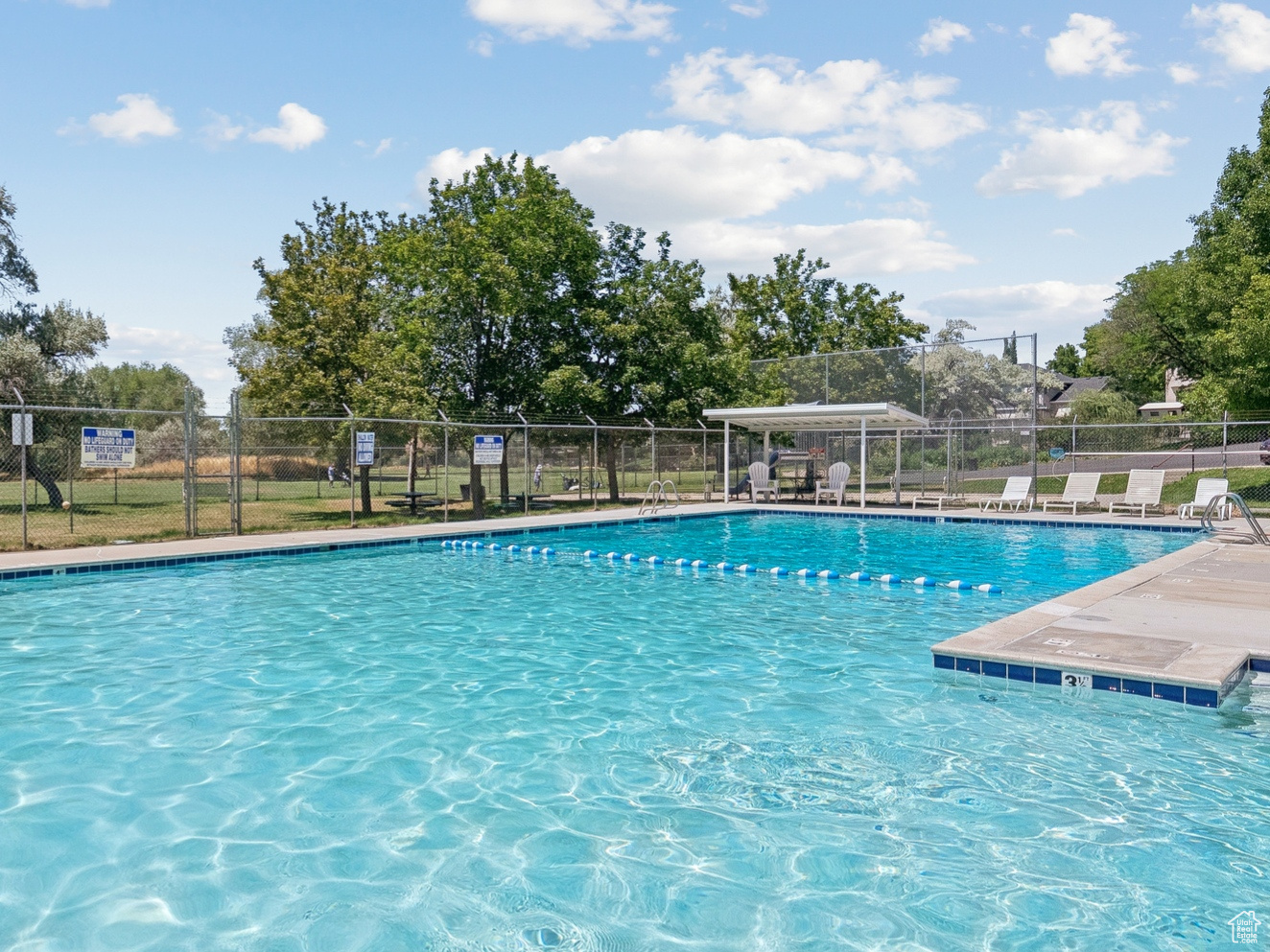 THREE FOUNTAINS - Residential