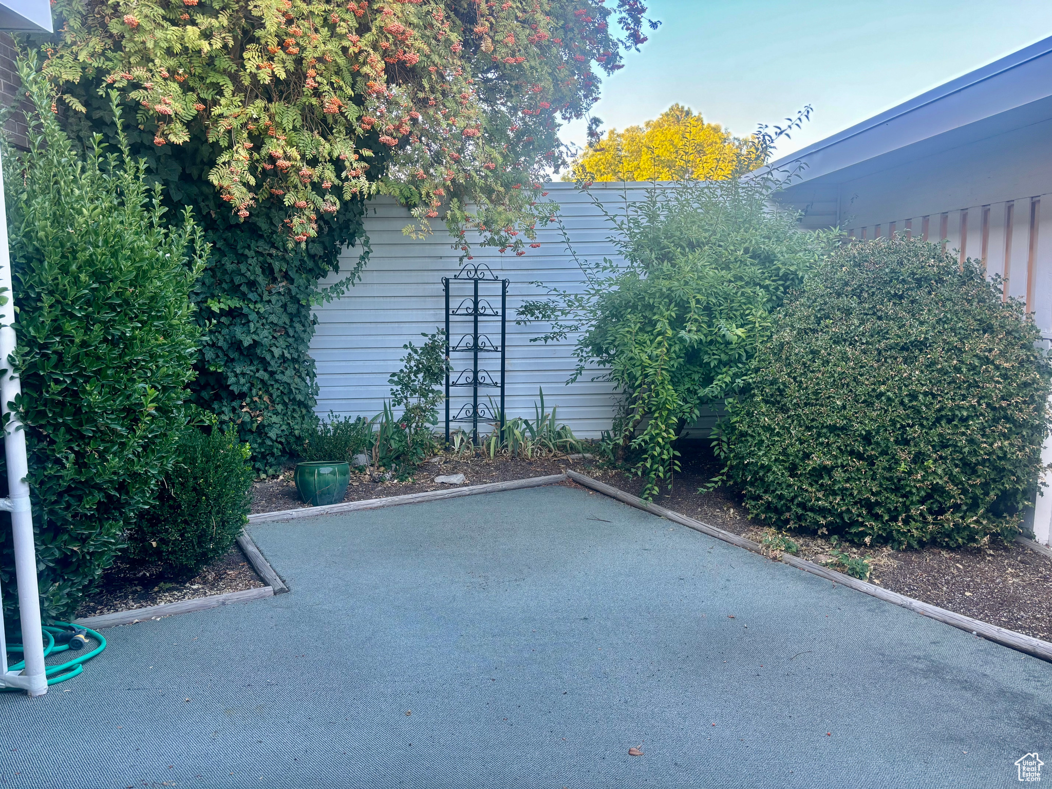 THREE FOUNTAINS - Residential