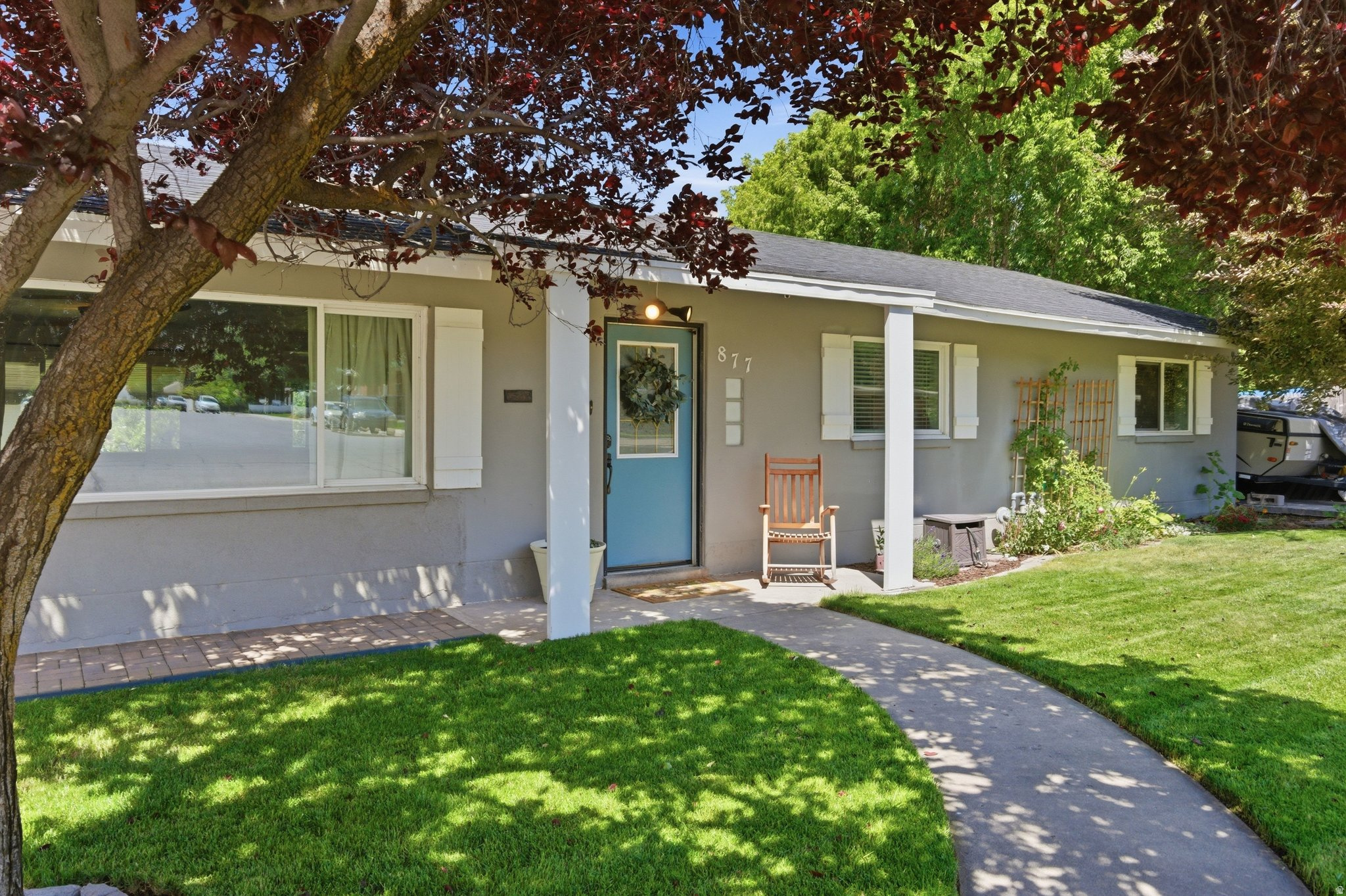RIVERSIDE - Residential