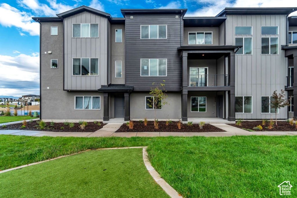 Photo of 736 W 500 S, American Fork, UT 84003 (MLS # 2188611)