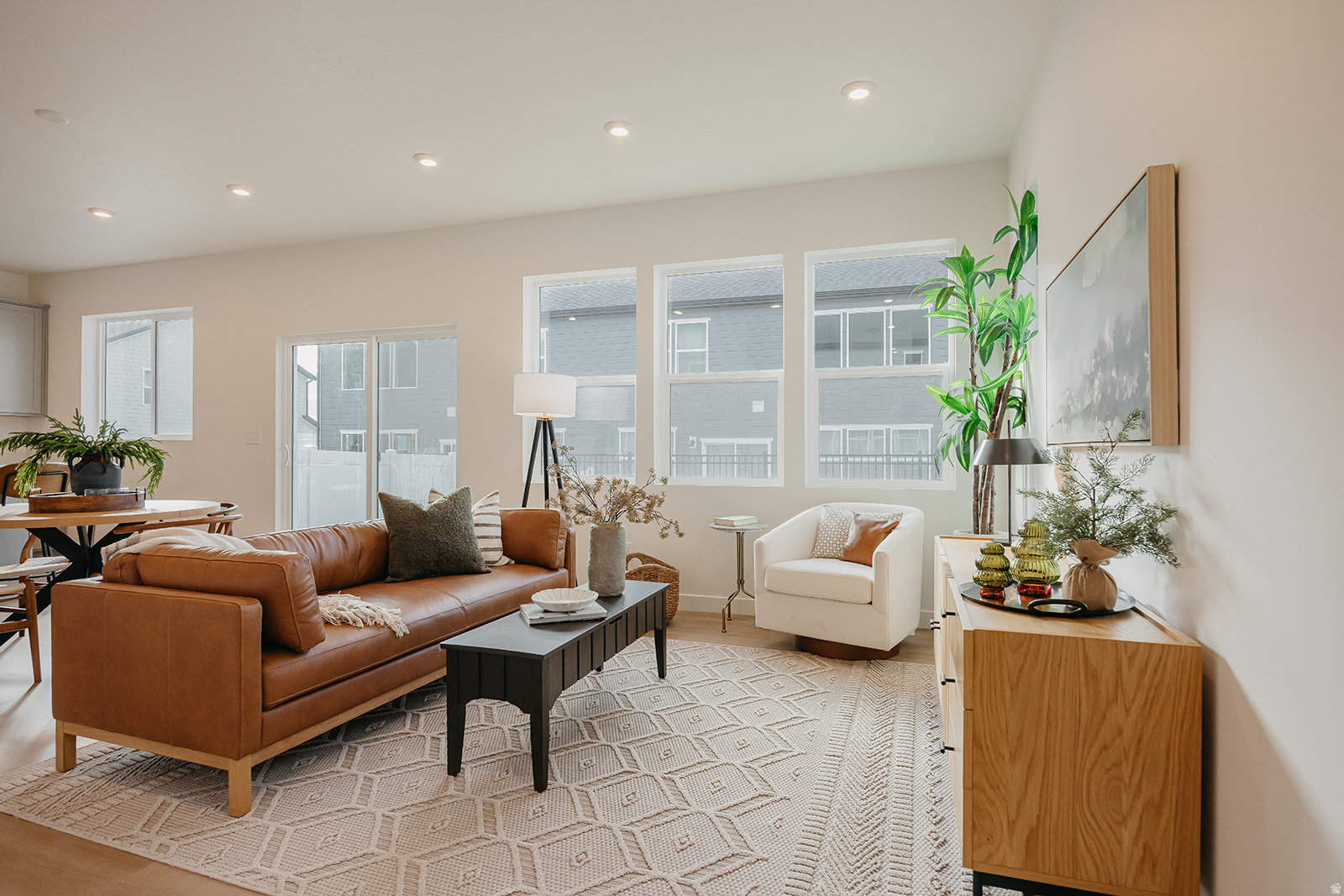 EAGLE HEIGHTS - Residential