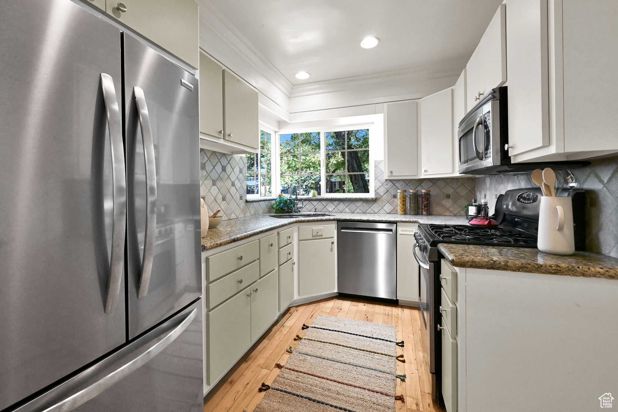 HARVARD/YALE - Residential