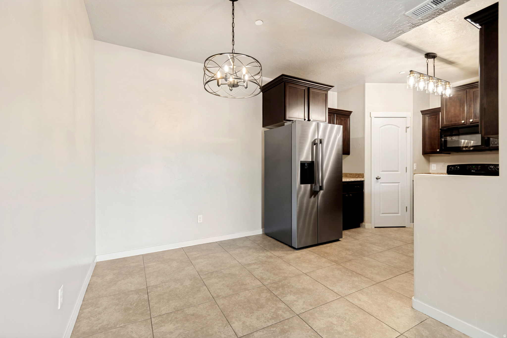 JORDAN RIDGE CONDOMINIUMS - Residential