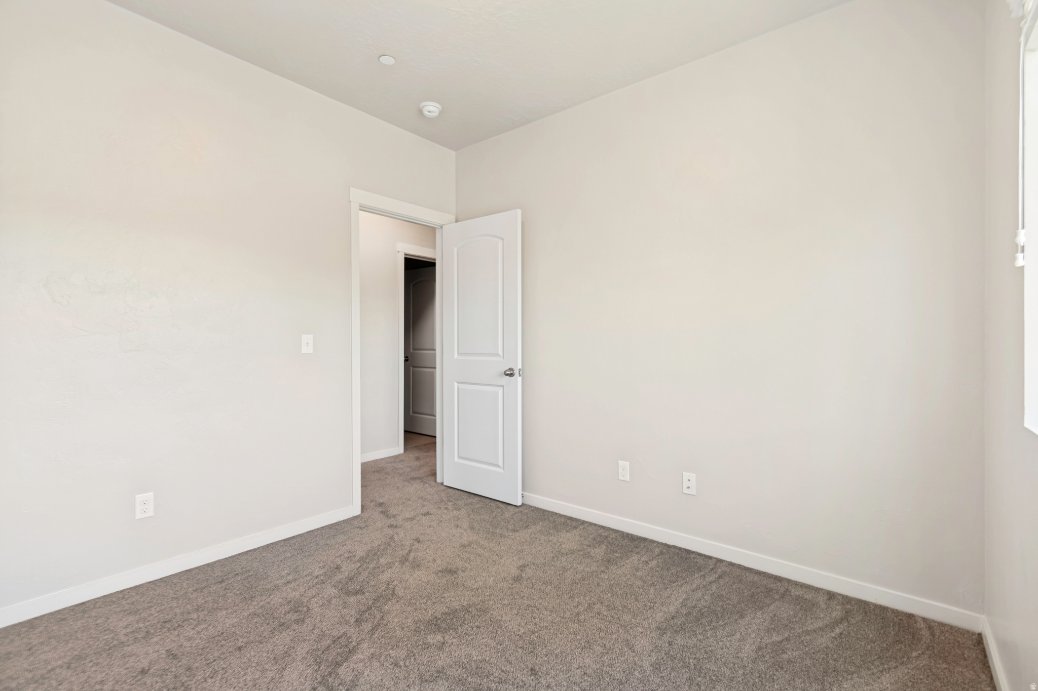 JORDAN RIDGE CONDOMINIUMS - Residential