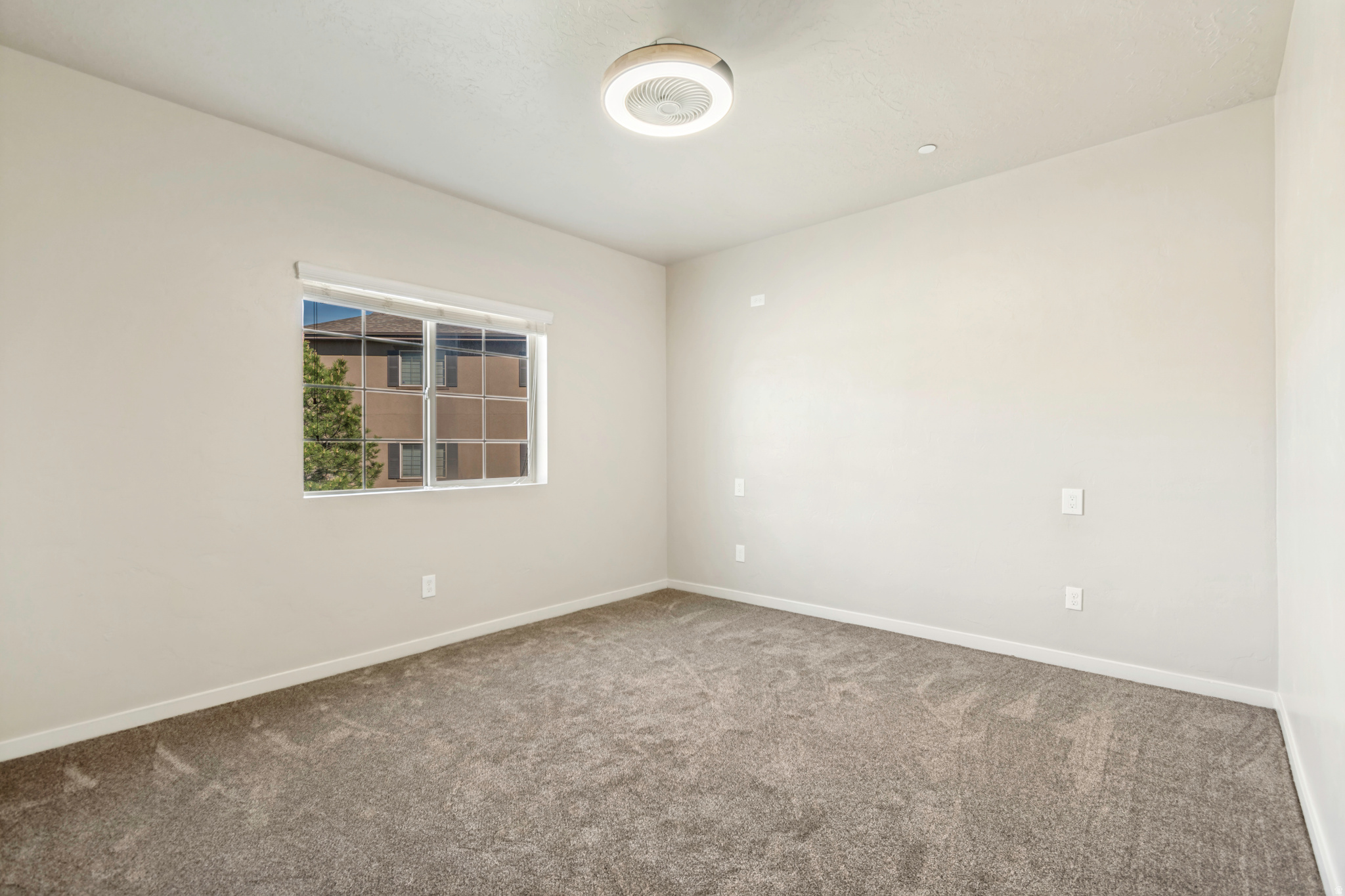 JORDAN RIDGE CONDOMINIUMS - Residential