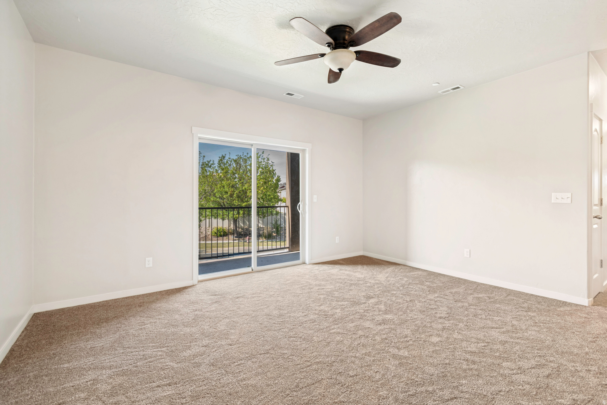 JORDAN RIDGE CONDOMINIUMS - Residential