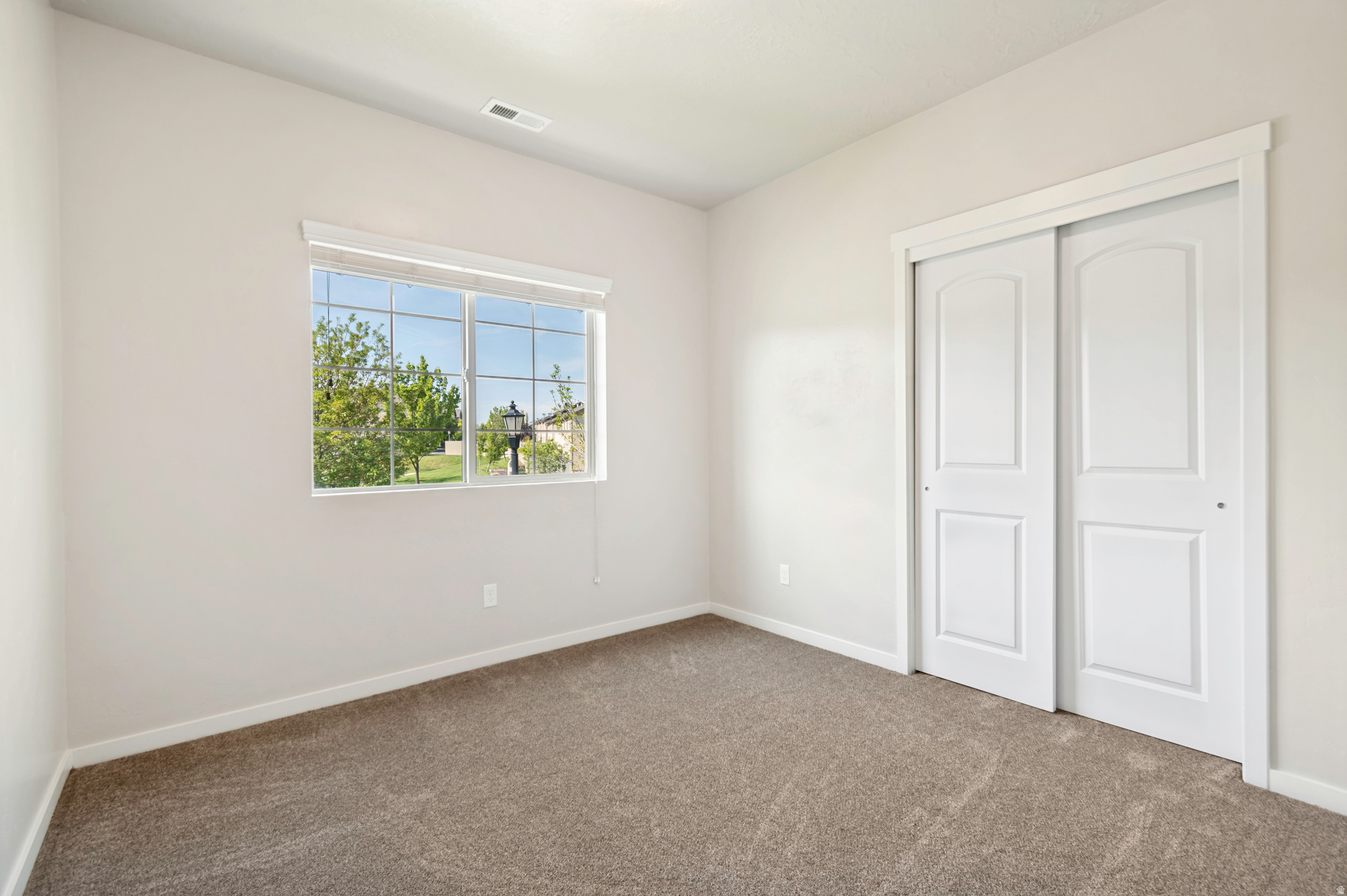 JORDAN RIDGE CONDOMINIUMS - Residential