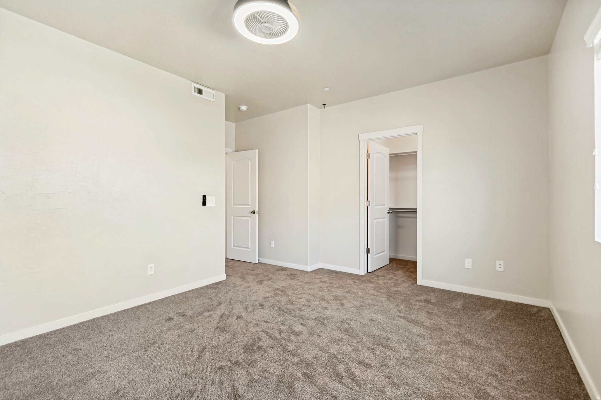 JORDAN RIDGE CONDOMINIUMS - Residential