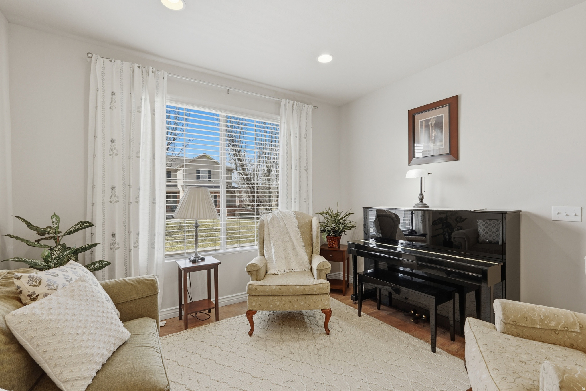 YALECREST TOWNS - Residential