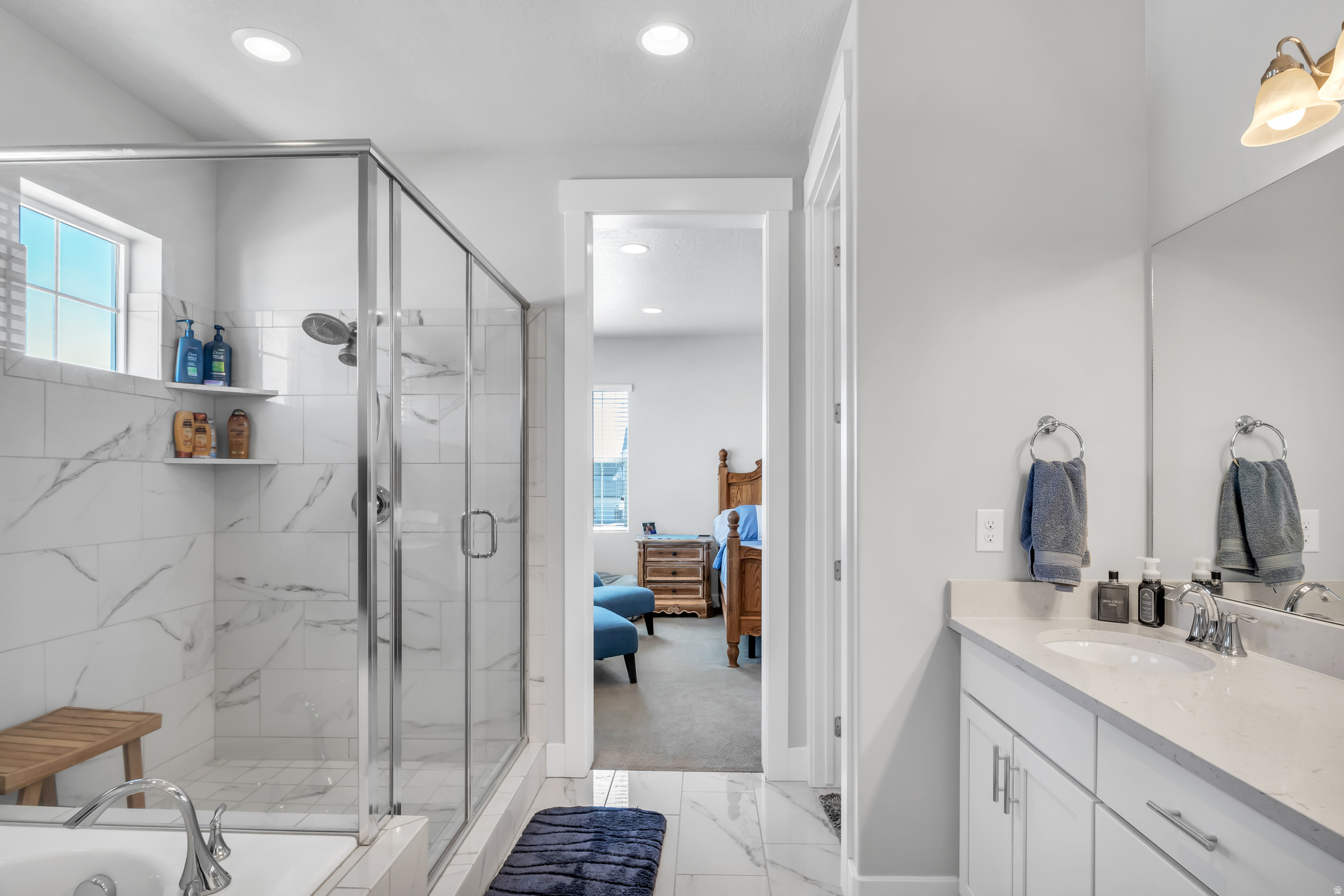 OVERLAND EST 134 - Residential