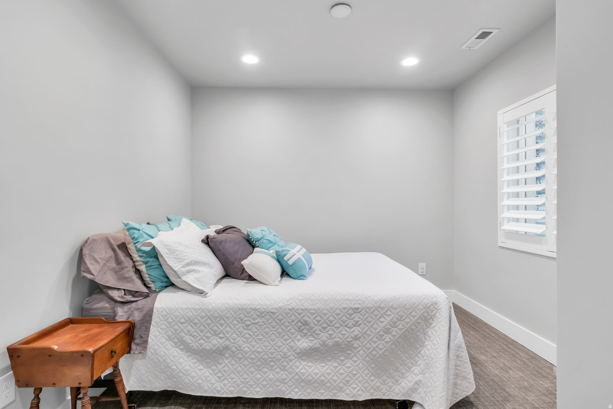 OVERLAND EST 134 - Residential