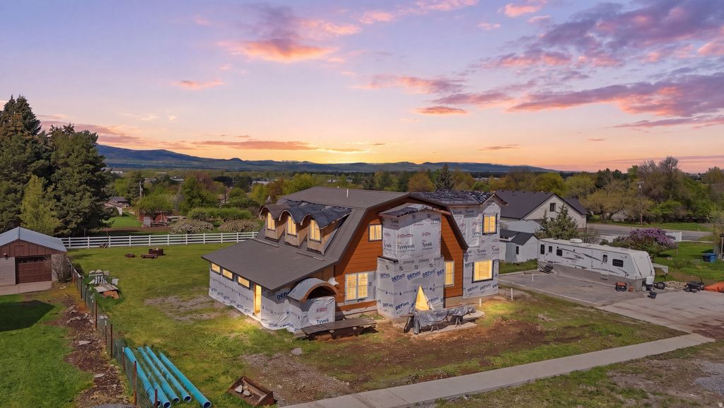 Photo of 441 S 100 W, Providence, UT 84332 (MLS # 2151073)