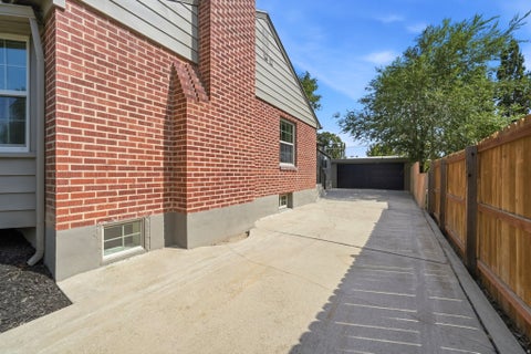 Tiny photo for 2154 E BRYAN AVE S, Salt Lake City, UT 84108 (MLS # 2179192)
