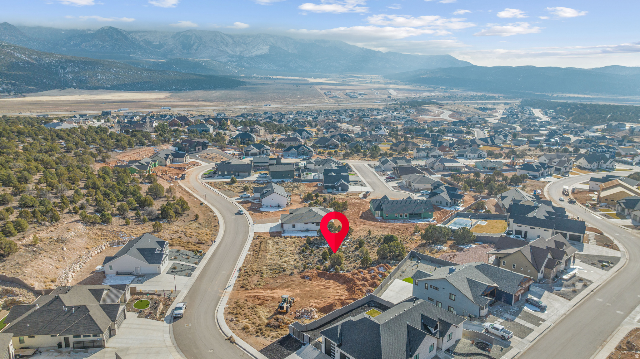 SADDLEBACK RIDGE - Land