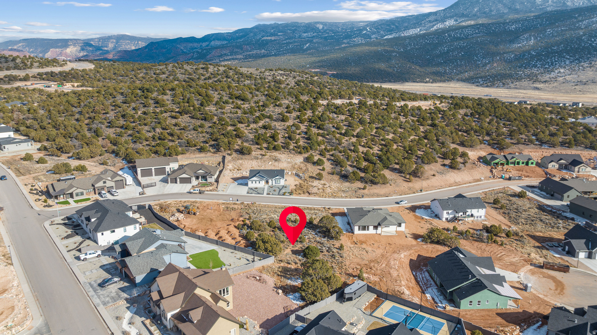 SADDLEBACK RIDGE - Land