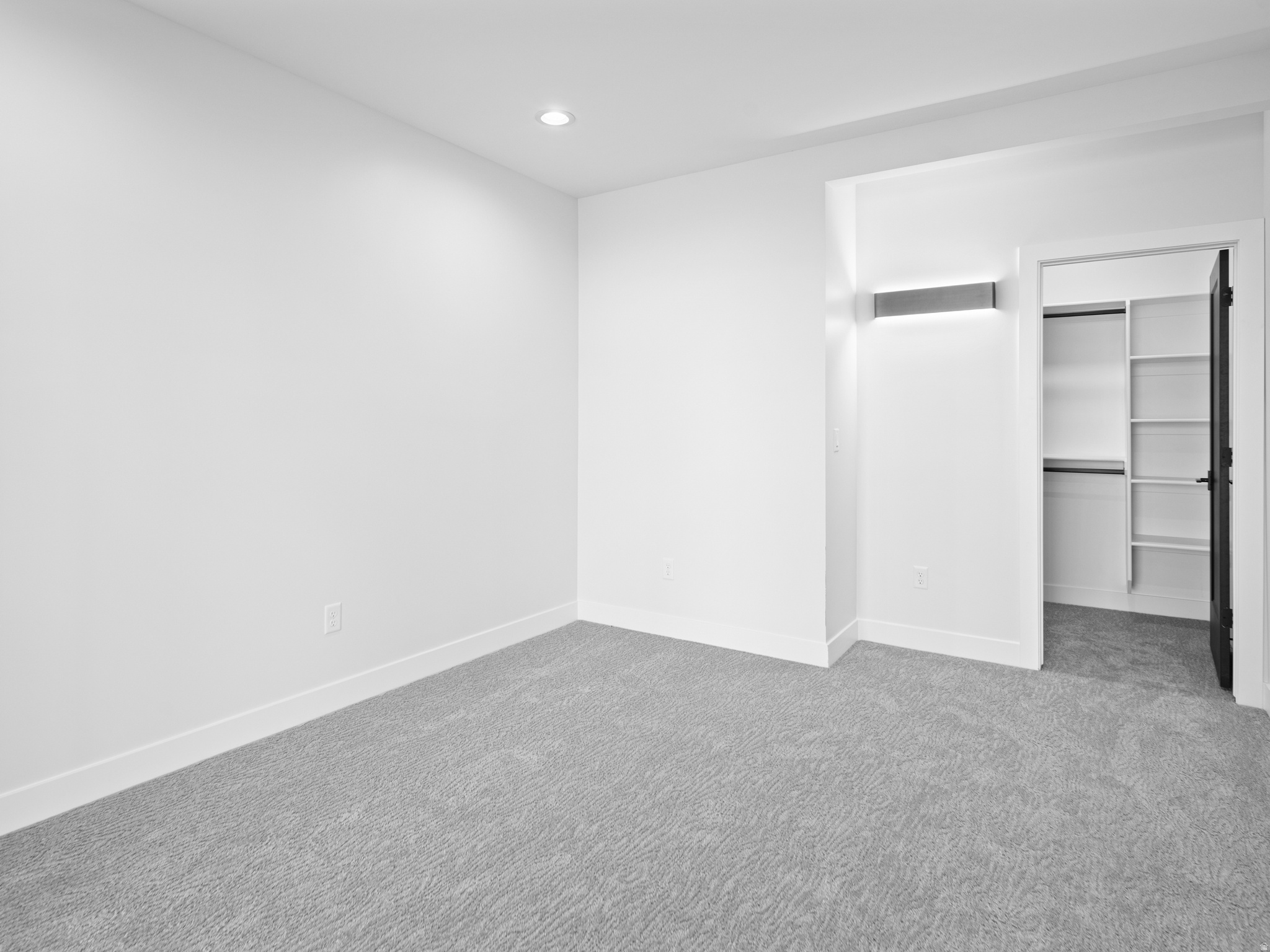 SUMMIT AT SKI LAKE - Residential